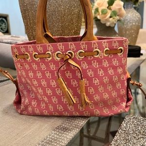 Classic vintage Dooney & Burke tote